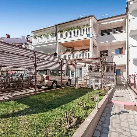 4 Bedroom Cozy In * Pula