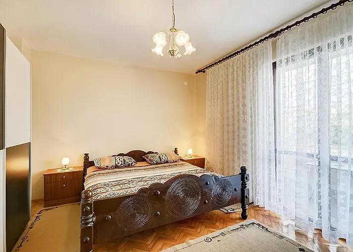 Апартаменты In With Kitchen Пула